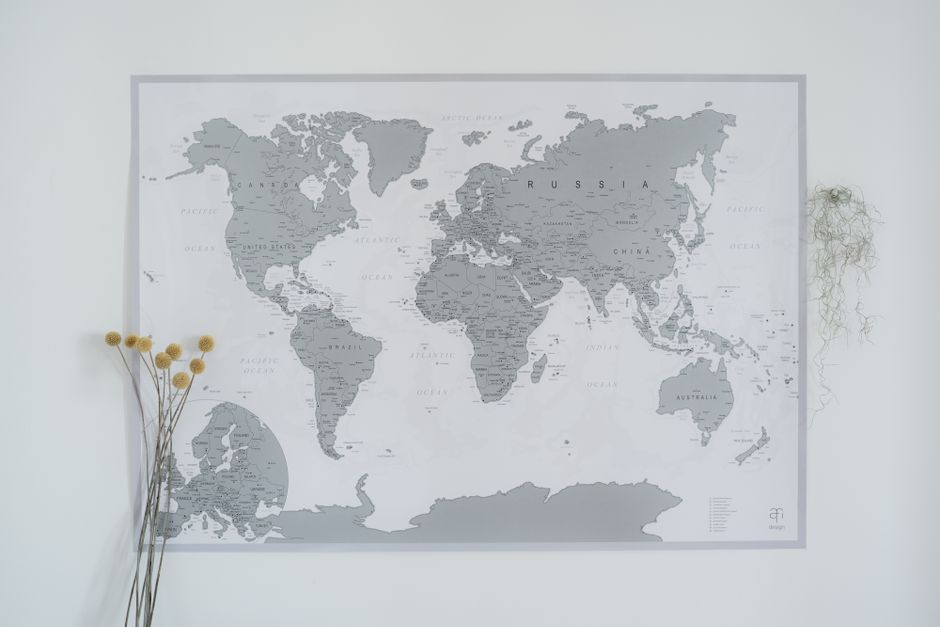 Carte du monde &agrave; gratter poster & carte murale